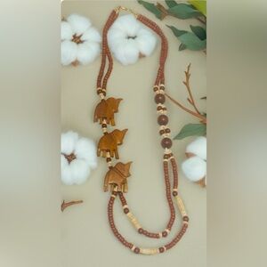 0107 Wooden Elephant Beaded Necklace